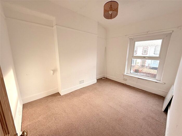 3 Bedroom Terraced House For Sale In Tycoch Road, Sketty, Swansea, SA2
