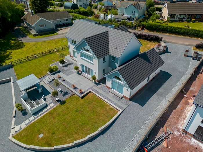 5 Bedroom Detached House For Sale In Llanybri, Carmarthen, SA33