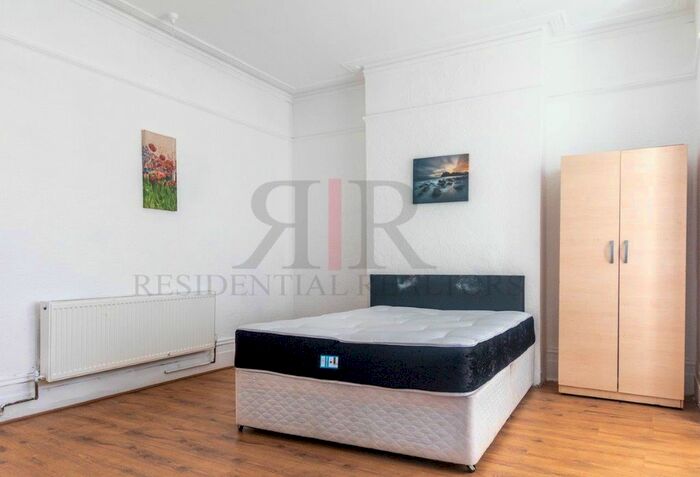 4 Bedroom Terraced House To Rent In Friern Road, London SE22