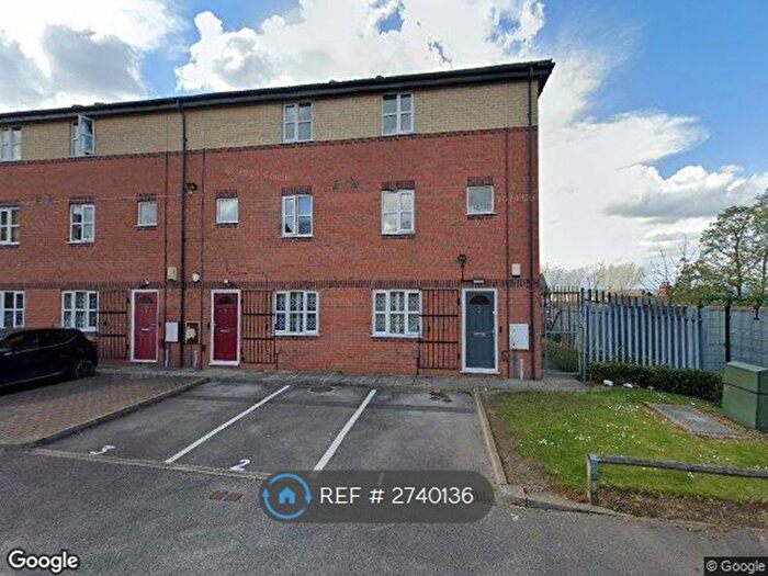 6 Bedroom Terraced House To Rent In Gadd Street, Nottingham, NG7