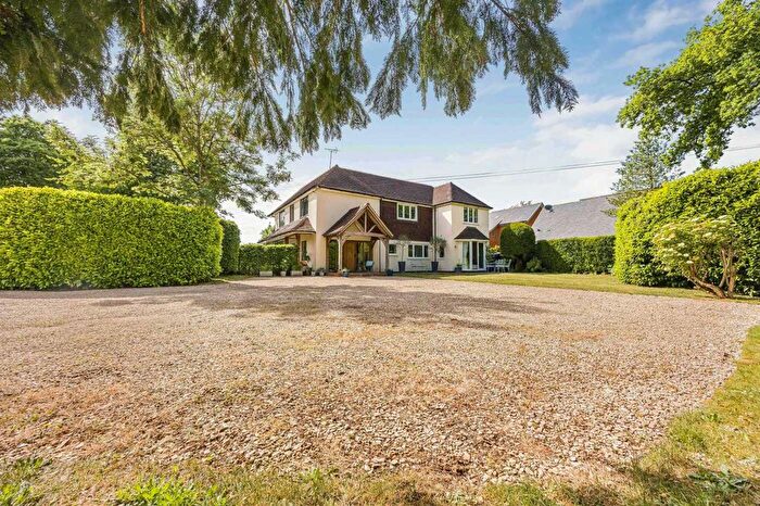 5 Bedroom Detached House For Sale In Tanners Lane, Chalkhouse Green, RG4