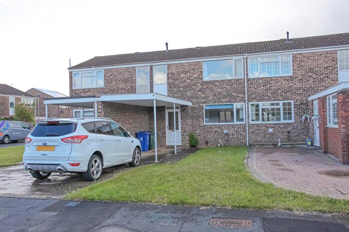 2 Bedroom Semi Detached House To Rent In Bicester, OX26