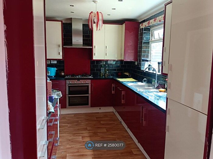 3 Bedroom Terraced House To Rent In Wesley Avenue, Hounslow, TW3