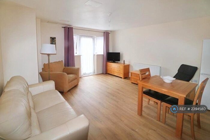 1 Bedroom Flat To Rent In Sovereign Point, Sheffield, S6