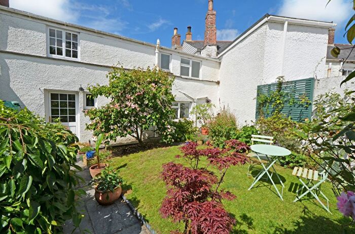 4 Bedroom Terraced House For Sale In The Square, Probus, TR2