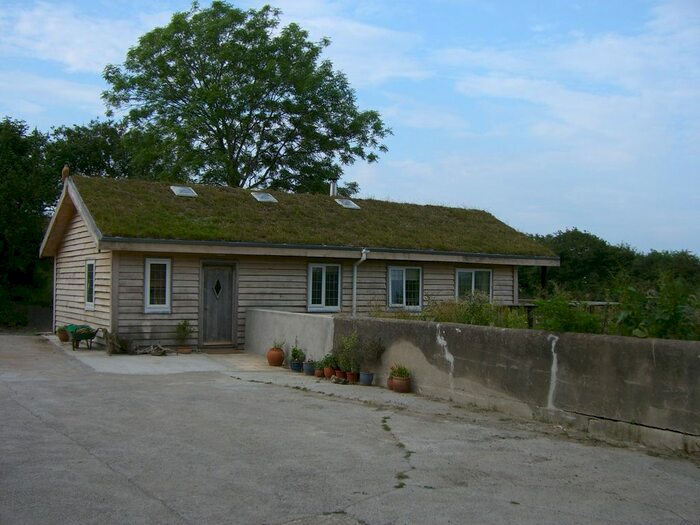 2 Bedroom Detached Bungalow To Rent In Llysonnen Road, Carmarthen, Carmarthenshire, SA33