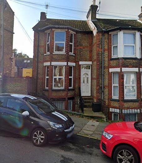 1 Bedroom Flat To Rent In Victoria Road, Ramsgate, CT11