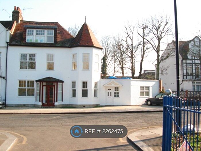 1 Bedroom Flat To Rent In Victoria Road, London, N18