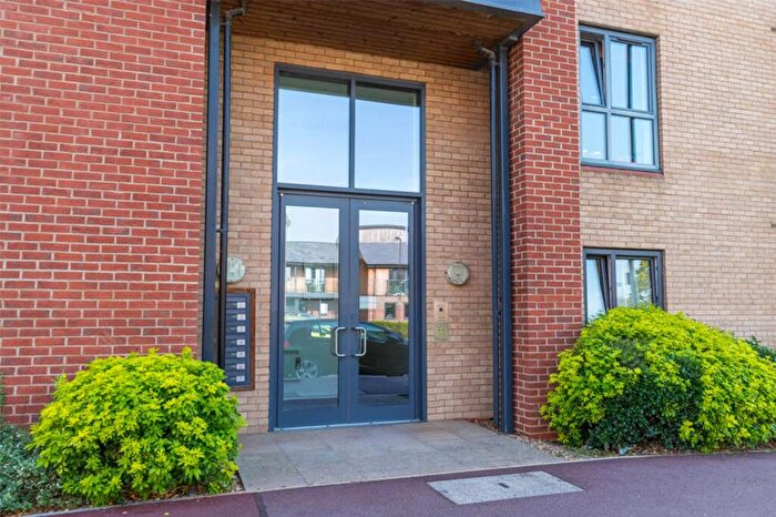 1 Bedroom Flat For Sale In Atlas Way, Oakgrove, MK10