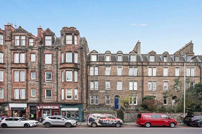 2 Bedroom Flat For Sale In / Hillend Place, Meadowbank, Edinburgh, EH8