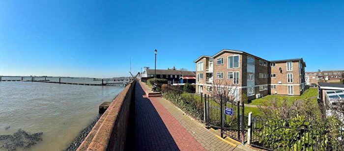 2 Bedroom Apartment For Sale In Belvedere Court, Burnham-on-Crouch, CM0