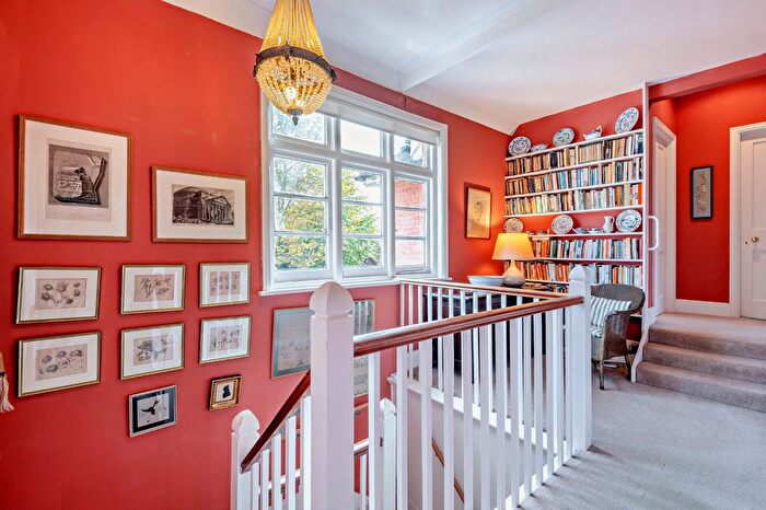 5 Bedroom Detached House For Sale In Oakhill Road, Sevenoaks, Kent, TN13