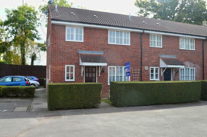 2 Bedroom End Of Terrace House To Rent In Gresley Close, Welwyn Garden City, AL8