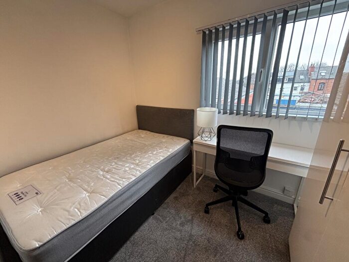 Studio To Rent In Bristol Road, Selly Oak, Birmingham, B29