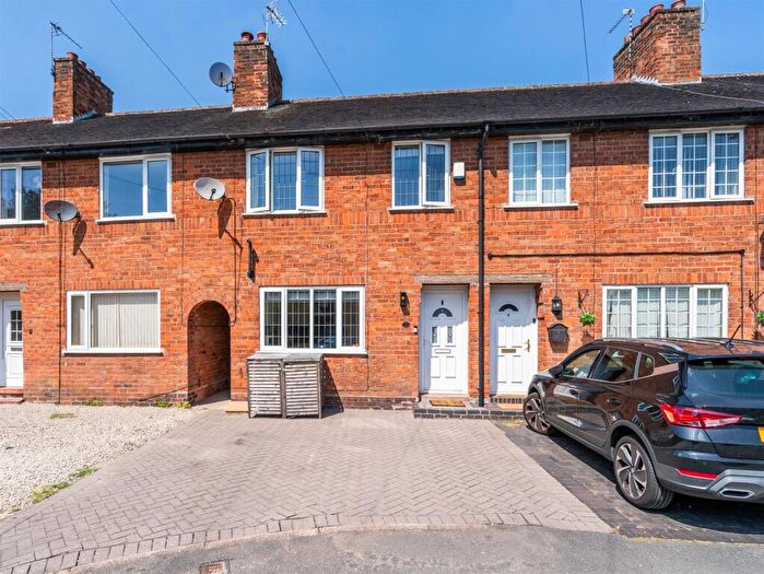 3 Bedroom Terraced House For Sale In Copt Heath Croft, Knowle, Solihull, B93