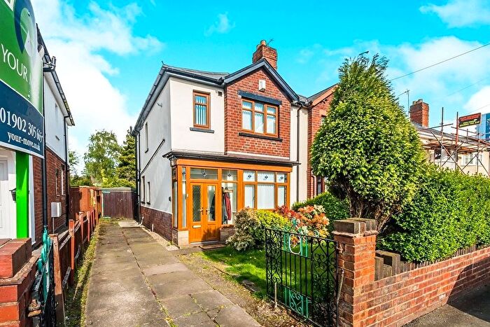 2 Bedroom Semi-Detached House To Rent In Frederick Road, Wolverhampton, West Midlands, WV11