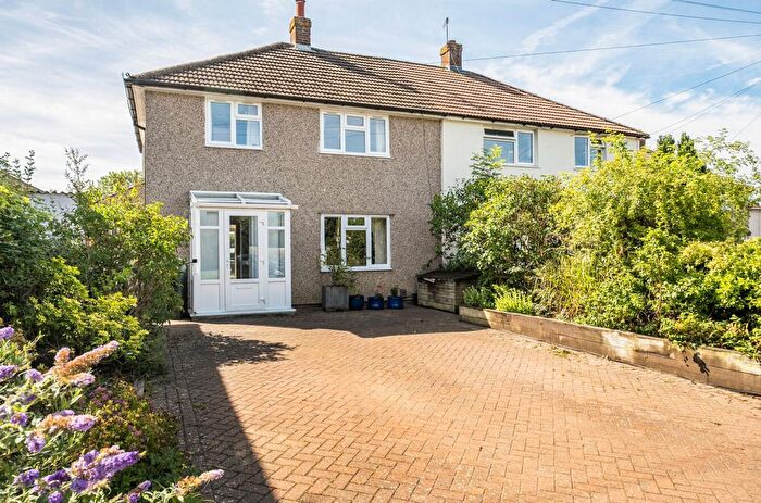 3 Bedroom Semi Detached House For Sale In Reynolds Close, Tonbridge, TN10