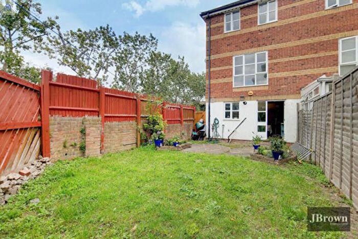 4 Bedroom Terraced House To Rent In Plough Way, London, SE16