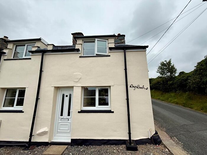 2 Bedroom End Of Terrace House For Sale In Bryn Bach, Dyffryn Ardudwy, LL44