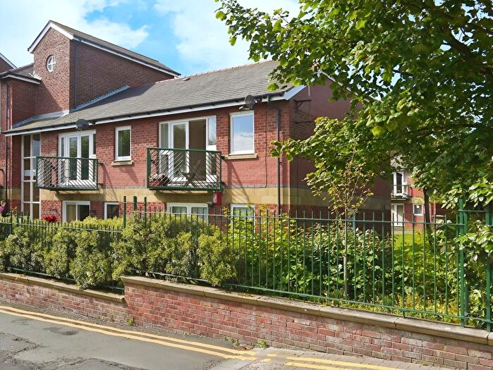 1 Bedroom Flat To Rent In Trafalgar House, Tynemouth, NE30