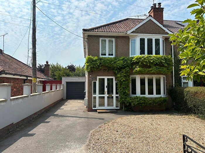 3 Bedroom Semi-Detached House For Sale In Lower New Road, Cheddar, BS27