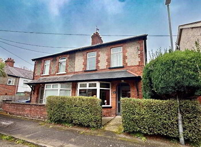 3 Bedroom Semi-Detached House For Sale In Kerrsland Drive, Belfast, BT5