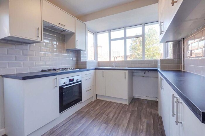 3 Bedroom Semi-Detached House To Rent In Primrose Hill, Oadby, Leicester, LE2