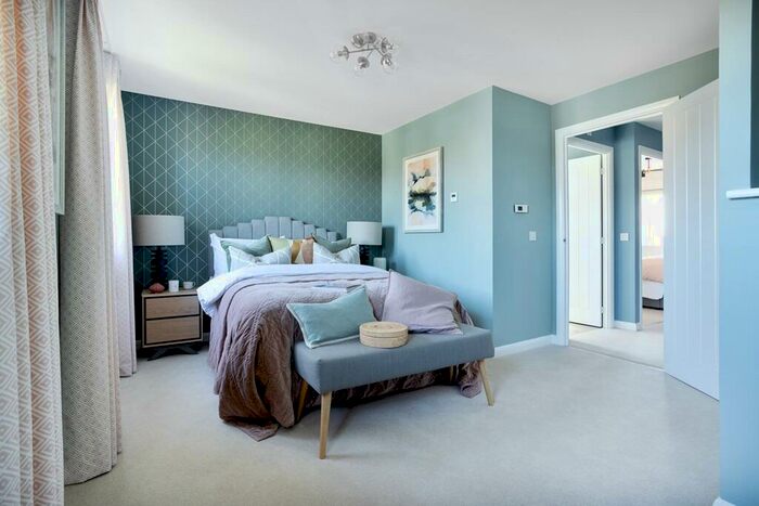 3 Bedroom Semi-Detached House For Sale In Woodfarm, Dalry Rd, Kilwinning K, A13