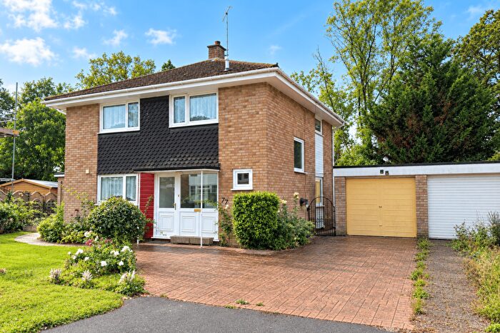 3 Bedroom Detached House For Sale In Linden Crescent, St Albans, AL1