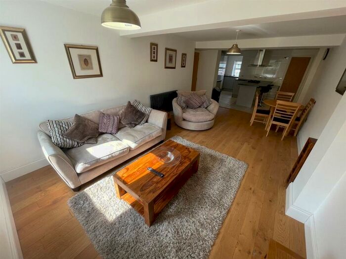 2 Bedroom Apartment To Rent In The Academy, George Street, Hull, HU1