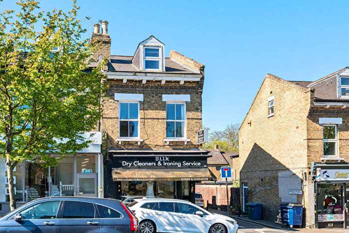 2 Bedroom Maisonette For Sale In Forest Hill Road, Honor Oak, London, SE22