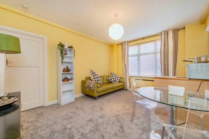 1 Bedroom Flat To Rent In Fetter Lane, London, EC4A