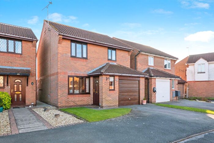 3 Bedroom Detached House For Sale In Cardinal Hinsley Close, Newark, NG24