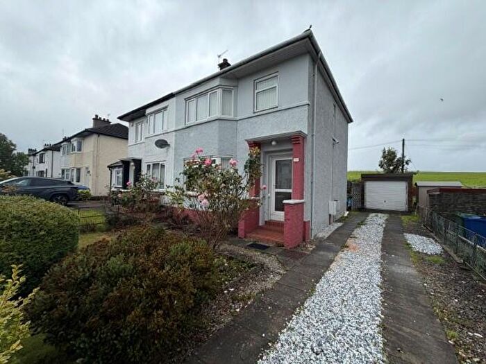3 Bedroom House To Rent In Kinpurnie Road, Ralston, PA1