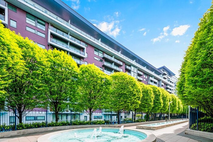 1 Bedroom Flat To Rent In Queenstown Road, London, SW11