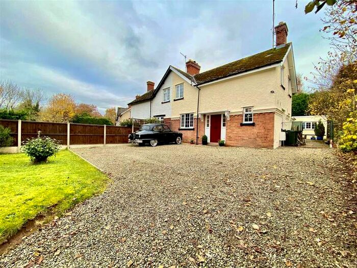 3 Bedroom House For Sale In Bromyard Road, Tenbury Wells, WR15