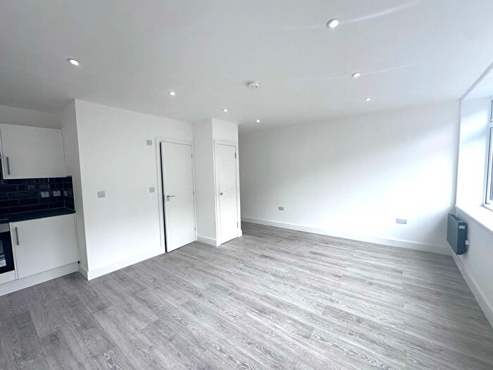 Studio To Rent In Bellegrove Road, Welling, DA16