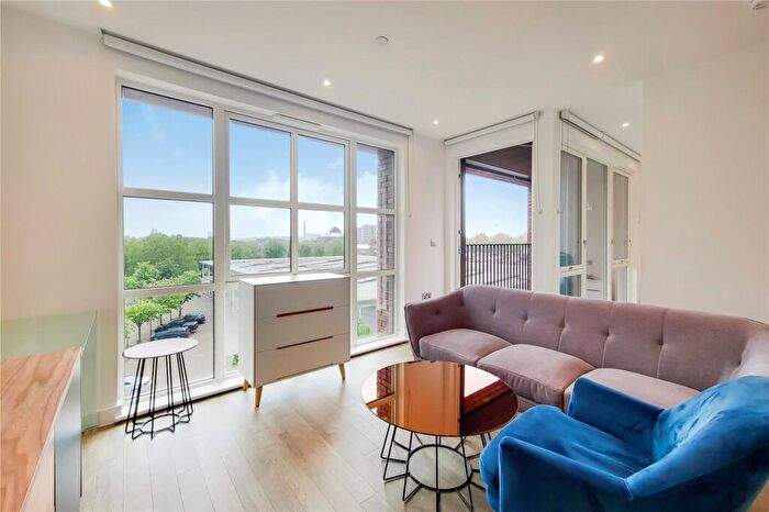 Apartment To Rent In Maritime Street, London, SE16