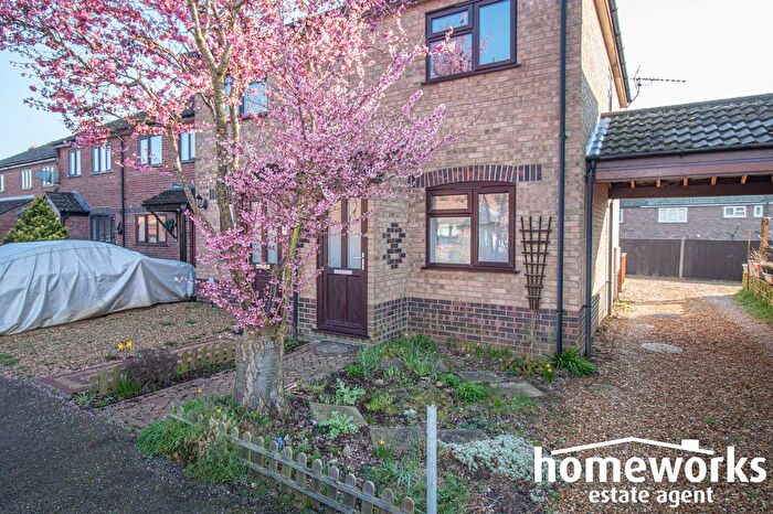 2 Bedroom Semi Detached House To Rent In Malthouse Court, Dereham, NR20