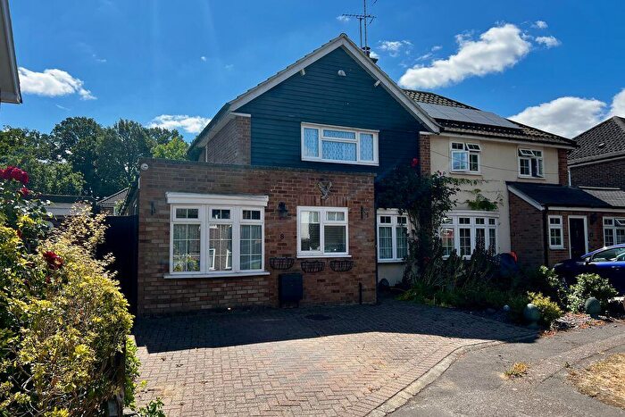 3 Bedroom Semi-Detached House For Sale In Lyfield, Oxshott, KT22