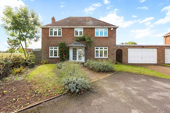 4 Bedroom Flat To Rent In Village Road, Dorney, Windsor, SL4