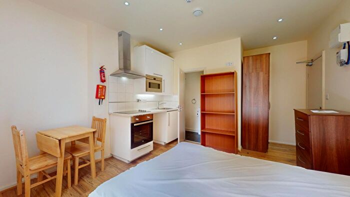 Studio To Rent In St. Pauls Avenue, London, NW2