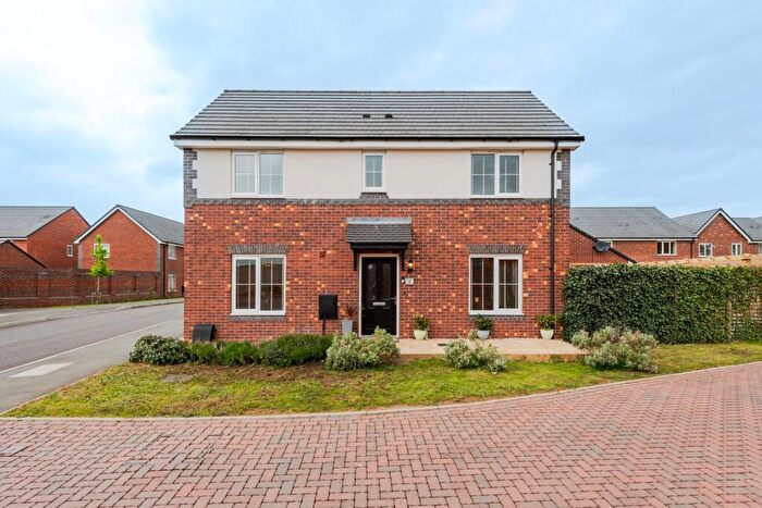 3 Bedroom Detached House For Sale In Black Pear Drive, Stourport-on-Severn, DY13