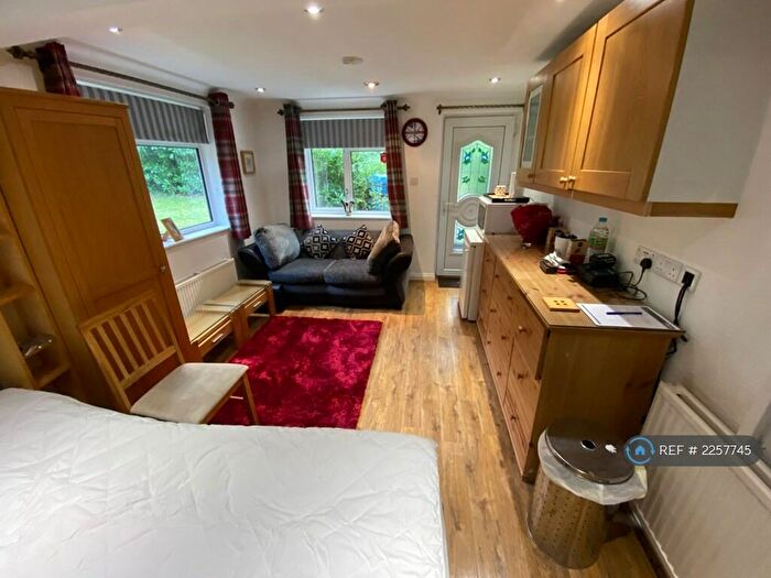 1 Bedroom Semi-Detached House To Rent In Milman Close, Bracknell, RG12