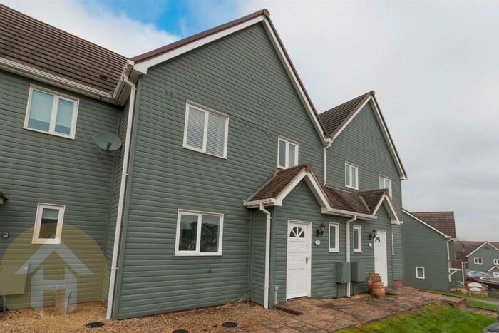 3 Bedroom Terraced House For Sale In Wiltshire Leisure Village, Royal Wootton Bassett, SN4