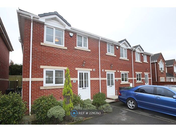 3 Bedroom Terraced House To Rent In Blackgates Mews, Tingley, Wakefield, WF3