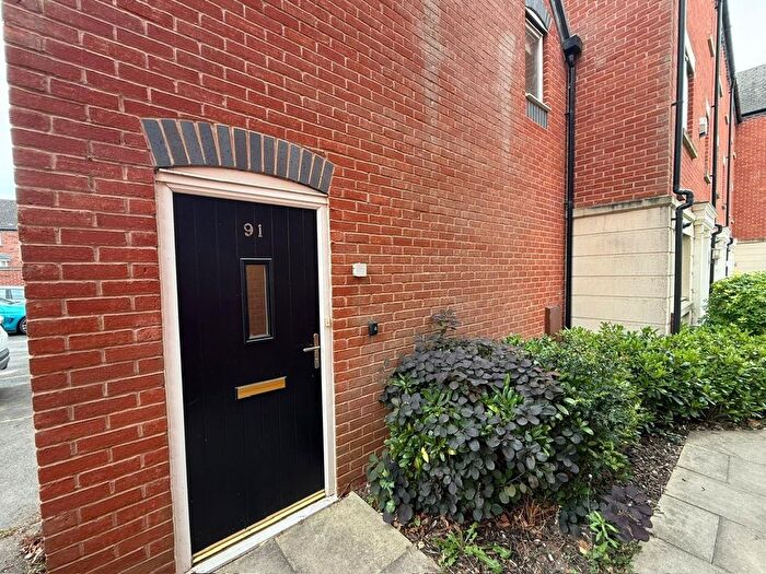 2 Bedroom Property To Rent In Agincourt Road, Lichfield, WS14