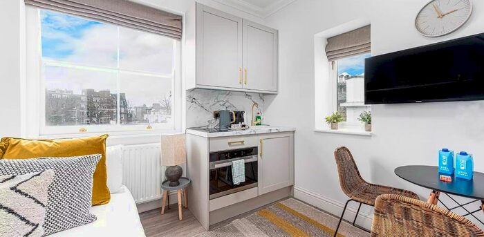 Studio To Rent In Pembridge Villas (), Notting Hill, London, W11