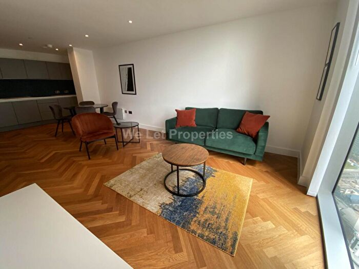 2 Bedroom Apartment To Rent In East Tower, Deansgate Square, M15