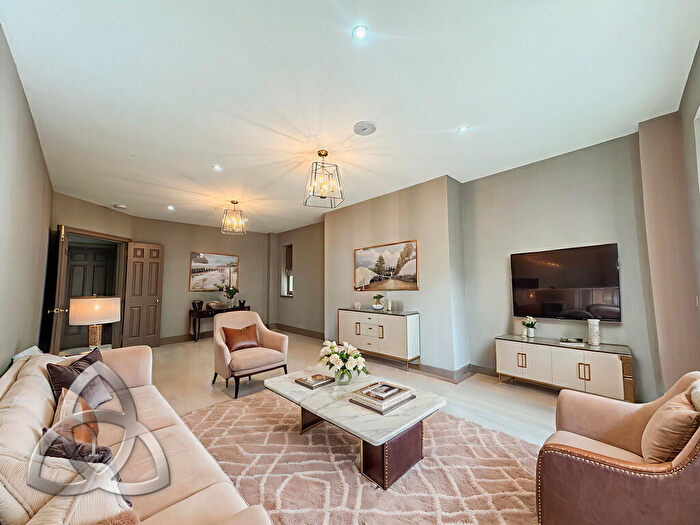 3 Bedroom Apartment To Rent In Elsworthy Road, Primrose Hill, NW3